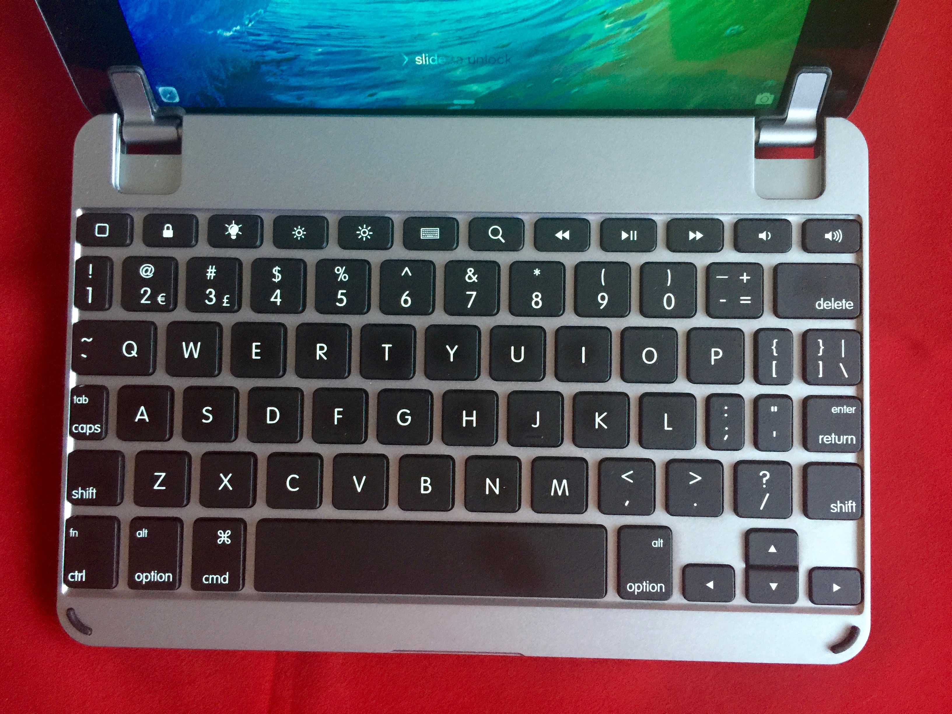 Mac mini keyboard and mouse